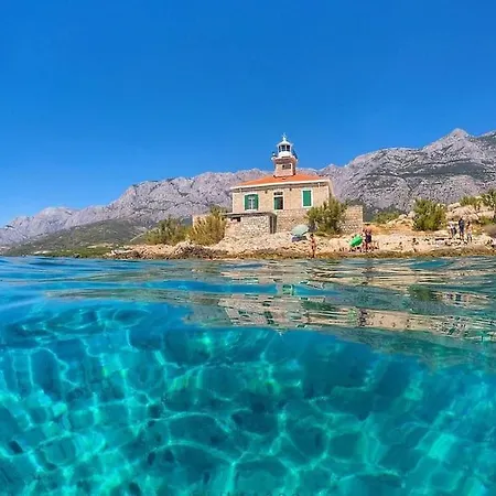 The View Luxury 2+2 In A Strict Center Appartement Makarska