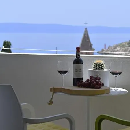 Appartement The View Luxury 2+2 In A Strict Center Makarska